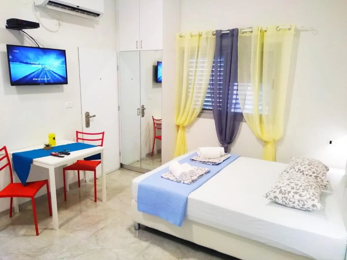 S&L Apartmetnts Apartman Haifa